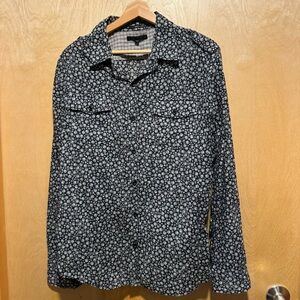 Forever 21 Floral Long Sleeve Button Down Shirt